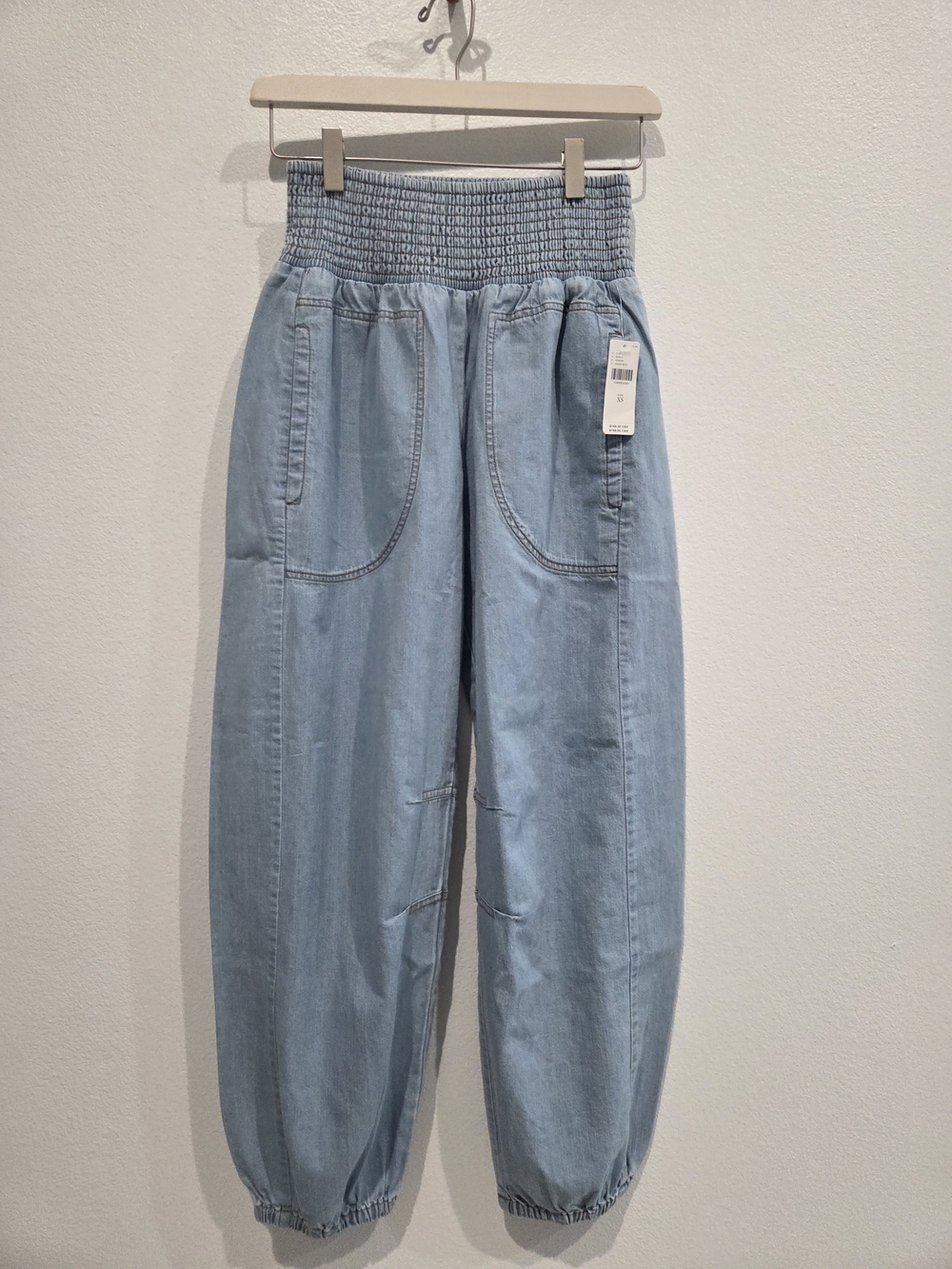 Anthropologie Pilcro Reese Smocked Pull-On Joggers XS NWT - Picture 6 of 11